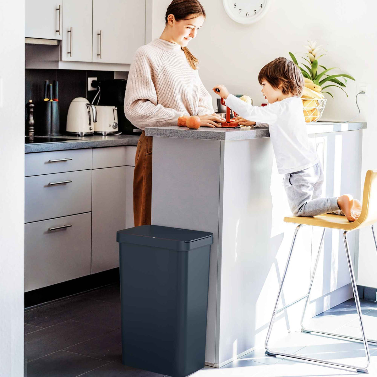 13.2 Gallon / 50 Liter Prime Plastic Sensor Trash Can (Black) in kitchen